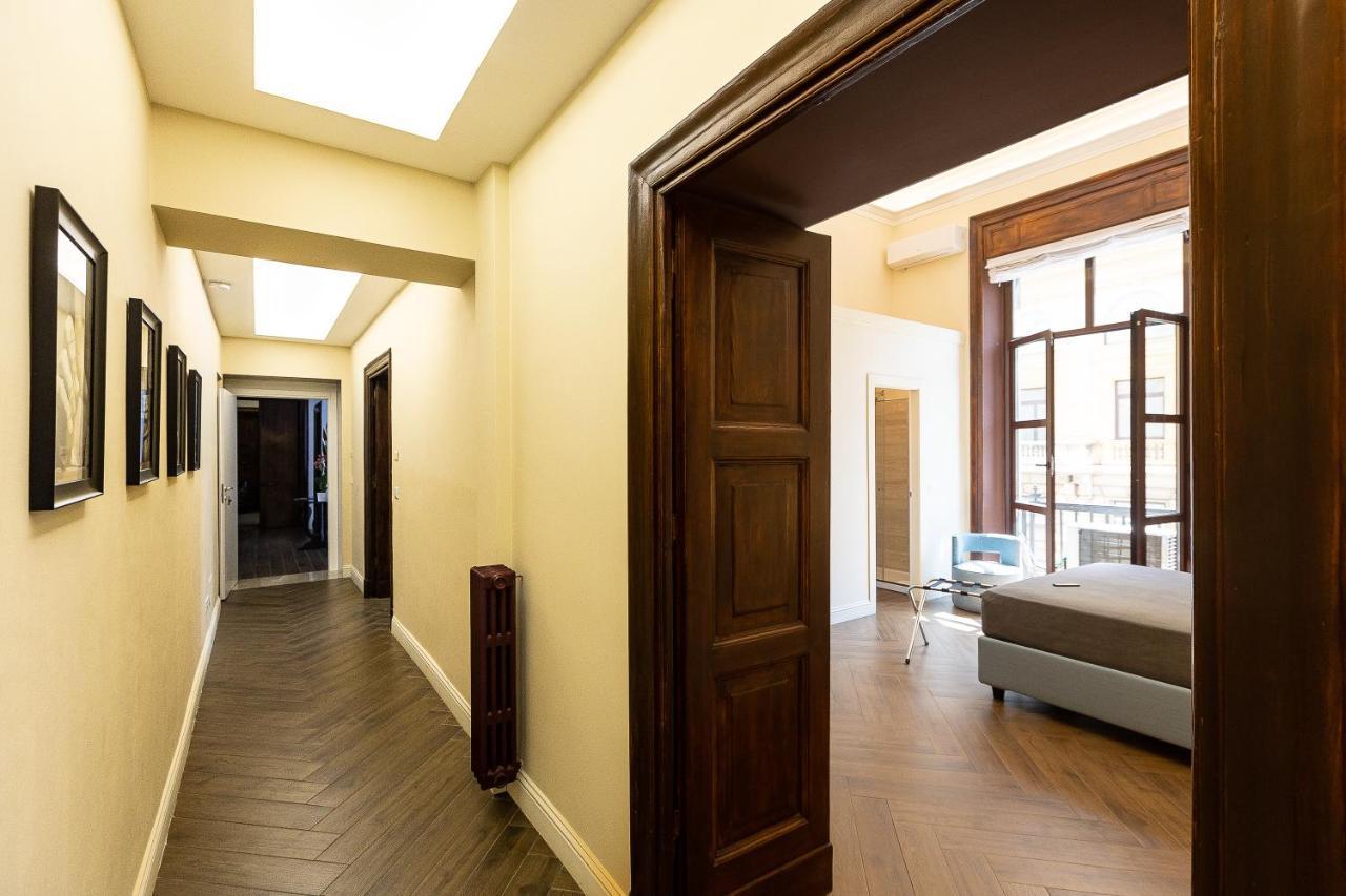 Spa Apartment Via Barberini Рим Екстер'єр фото